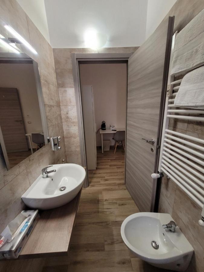 Tiber Rooms Testaccio Roma Eksteriør bilde