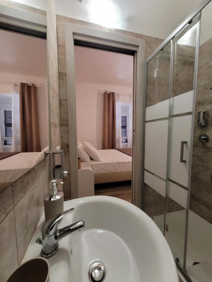 Tiber Rooms Testaccio Roma Eksteriør bilde